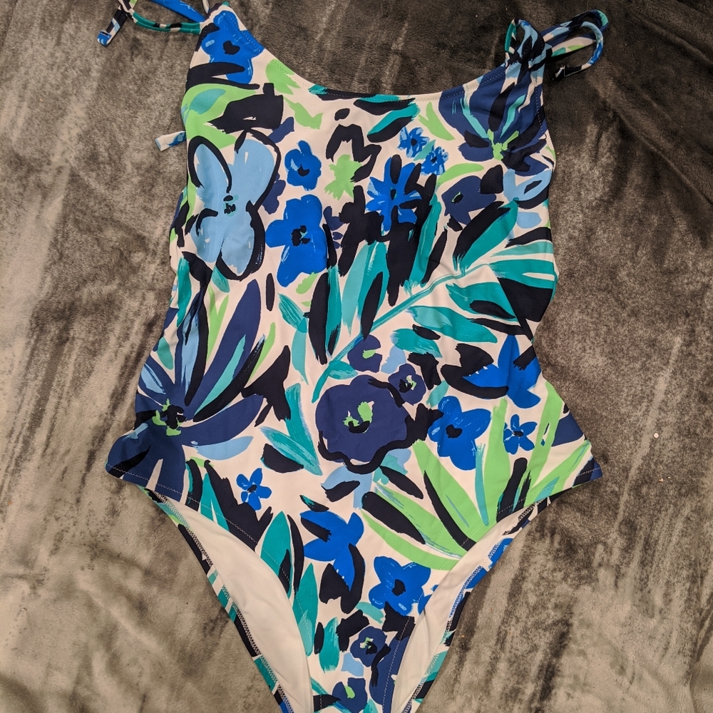 🩱NWT Aerie one piece bathing suit 🩱